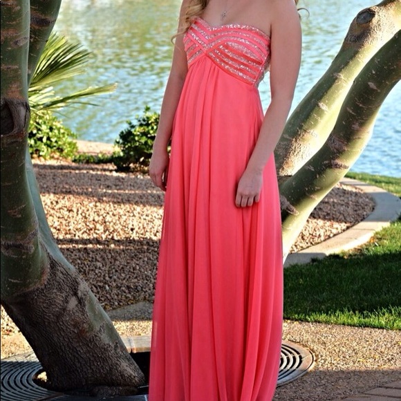 Windsor Dresses & Skirts - Pink prom dress / formal gown